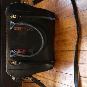 Medium Sized Tote/Satchel